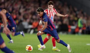 Barcelona đang có phong độ ổn định hơn đối thủ